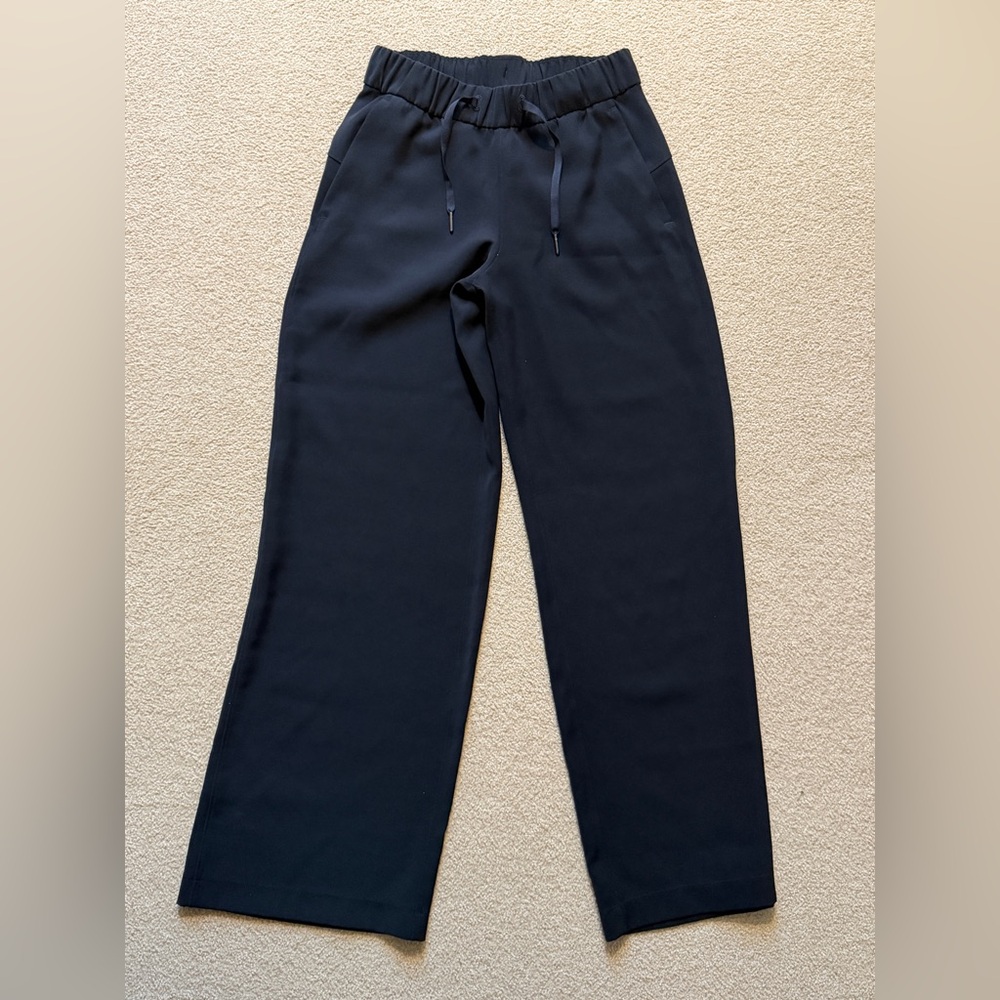 lululemon athletica Women's black pants - new without tag/never worn